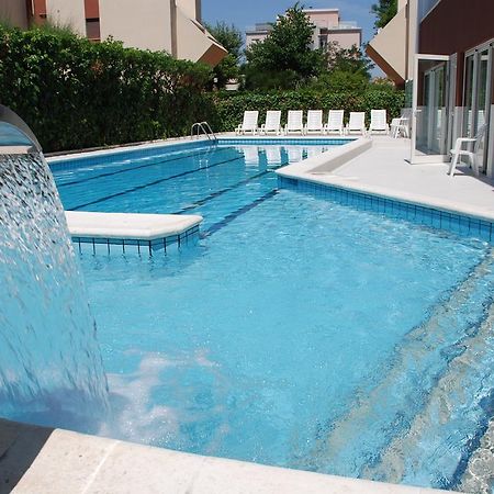 Noha Suite Hotel Riccione Luaran gambar