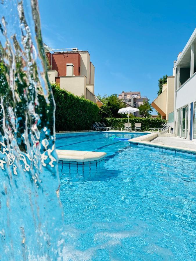 Noha Suite Hotel Riccione Luaran gambar