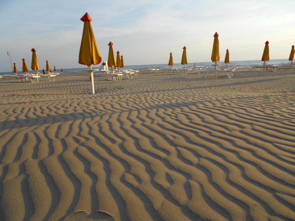 Noha Suite Hotel Riccione Luaran gambar